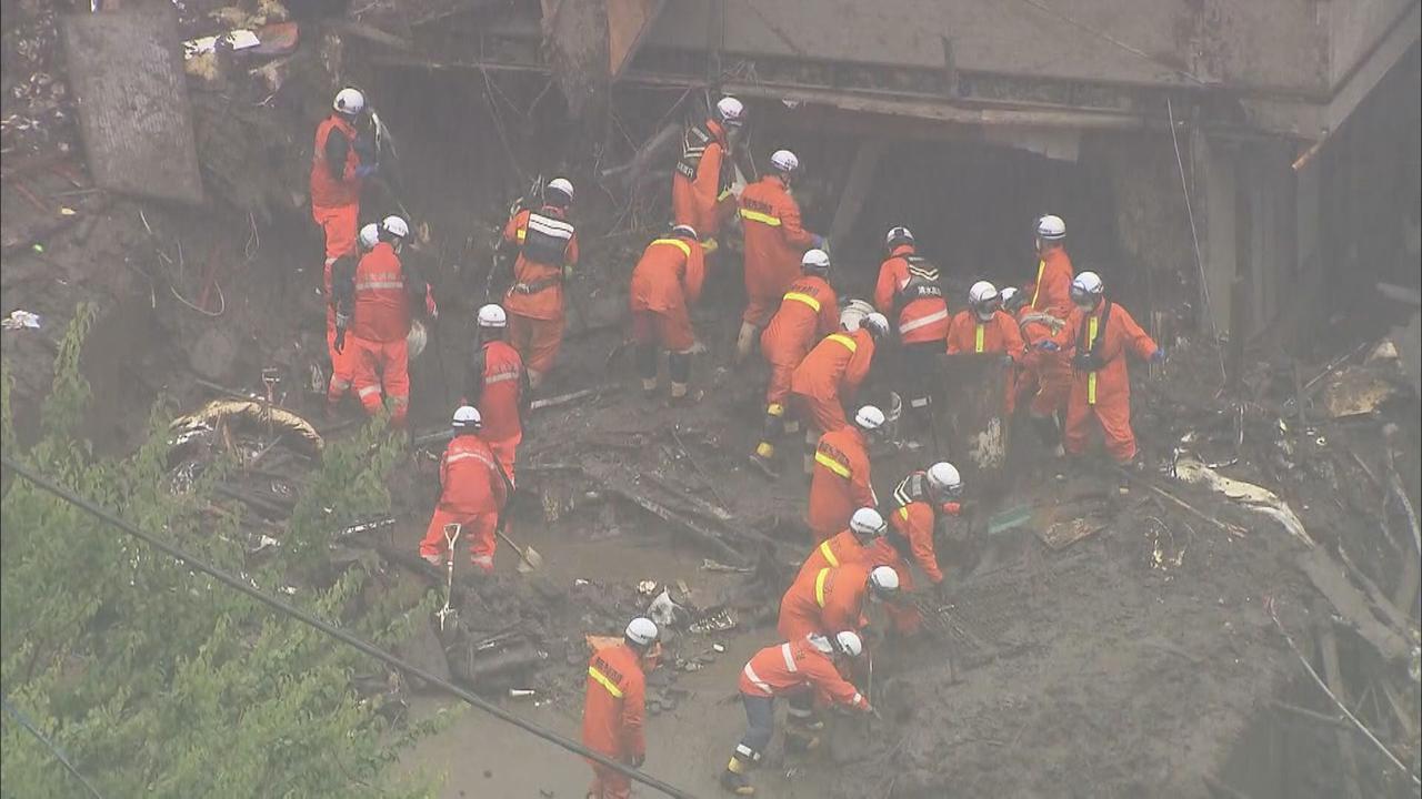 画像: 土石流発生２週間…難航する捜索そのワケは　土砂の土質、地形、梅雨…　静岡・熱海市