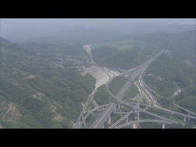 画像: 中部横断自動車道の静岡県と山梨県内の区間 8月29日全線開通へ youtu.be