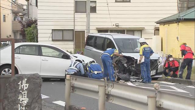 画像: 国道414号で車同士が正面衝突8人搬送される4人重傷か 静岡・沼津市 youtu.be