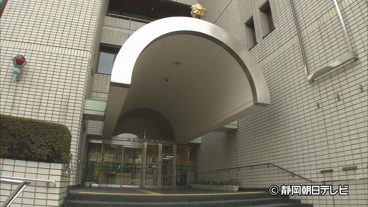 画像: 【速報】48歳の女性を刃物で刺したか…兵庫県の27歳の男を現行犯逮捕 14歳の少年も救急搬送 静岡市葵区
